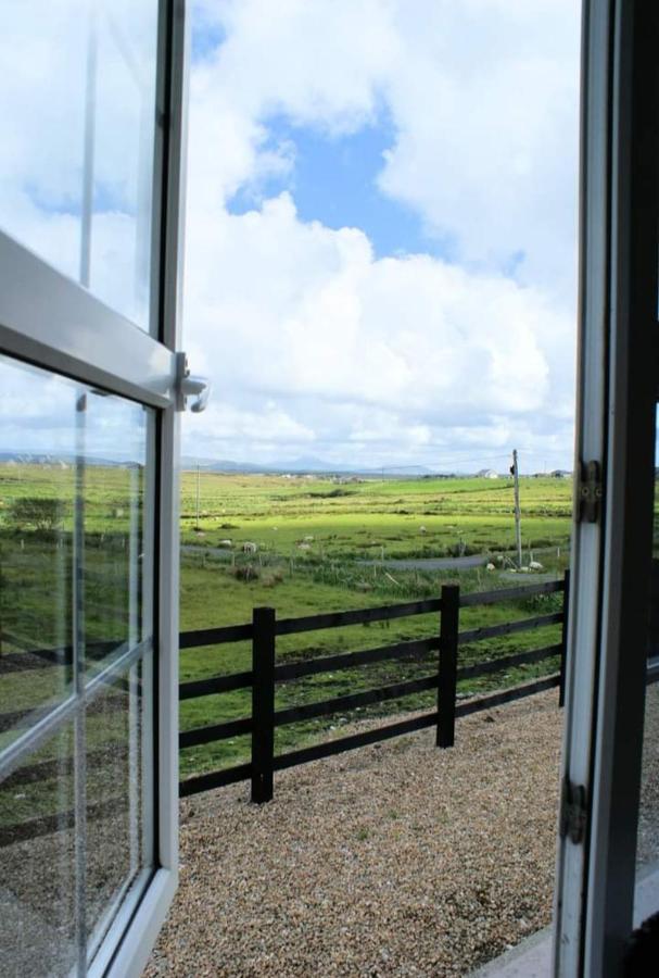 Cozy & Remote Hideaway Gintys Cottage Ross Port Exteriör bild