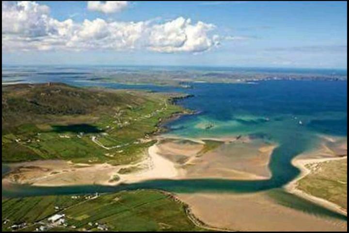 Cozy & Remote Hideaway Gintys Cottage Ross Port Exteriör bild